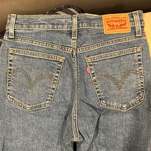 Levi’s wedgie straight